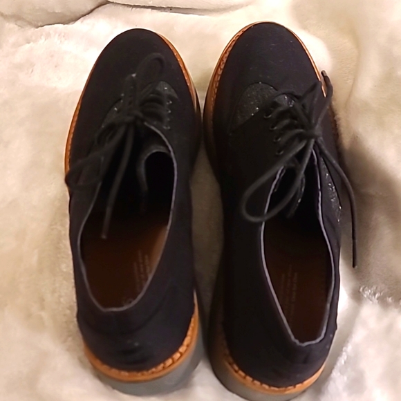 Size 10.5 TOMS Brogue Contrast Wingtip Derby - Picture 2 of 9